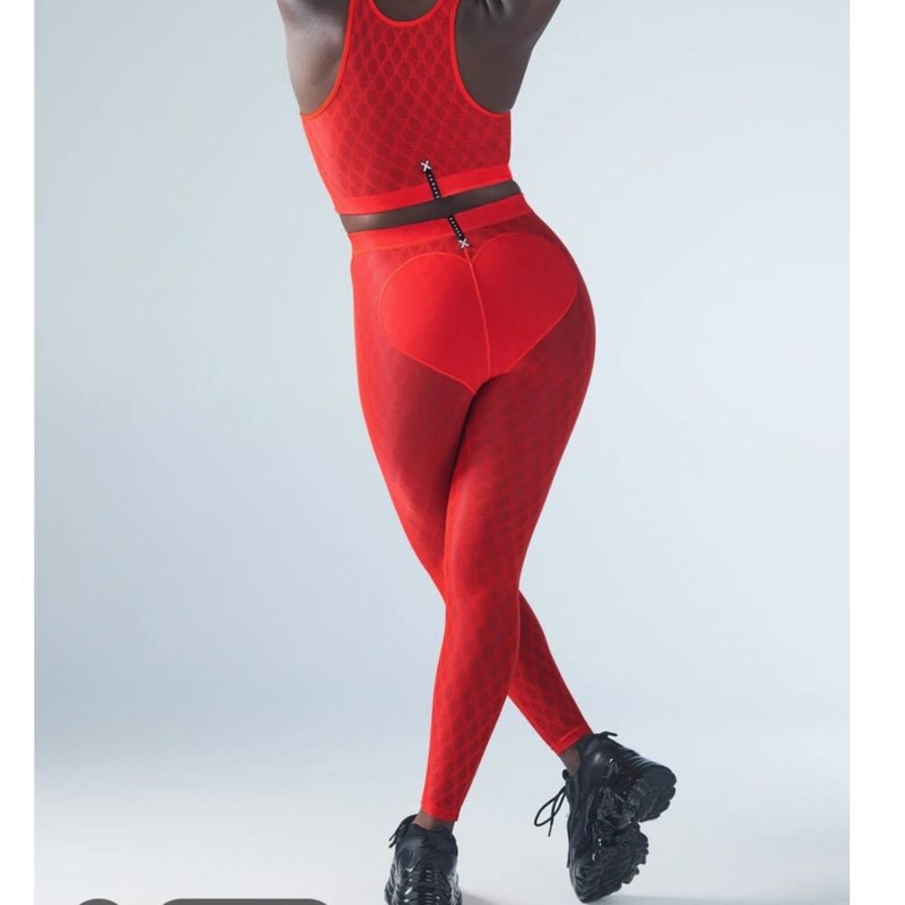 Savage x Fenty Run to You Heart Butt Mesh Lace Leggings Red M